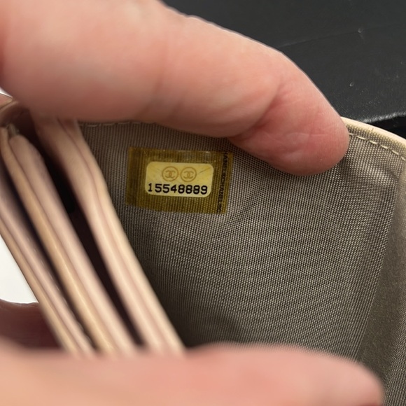 Chanel Portefeuill Double Compact Wallet - Picture 11 of 14